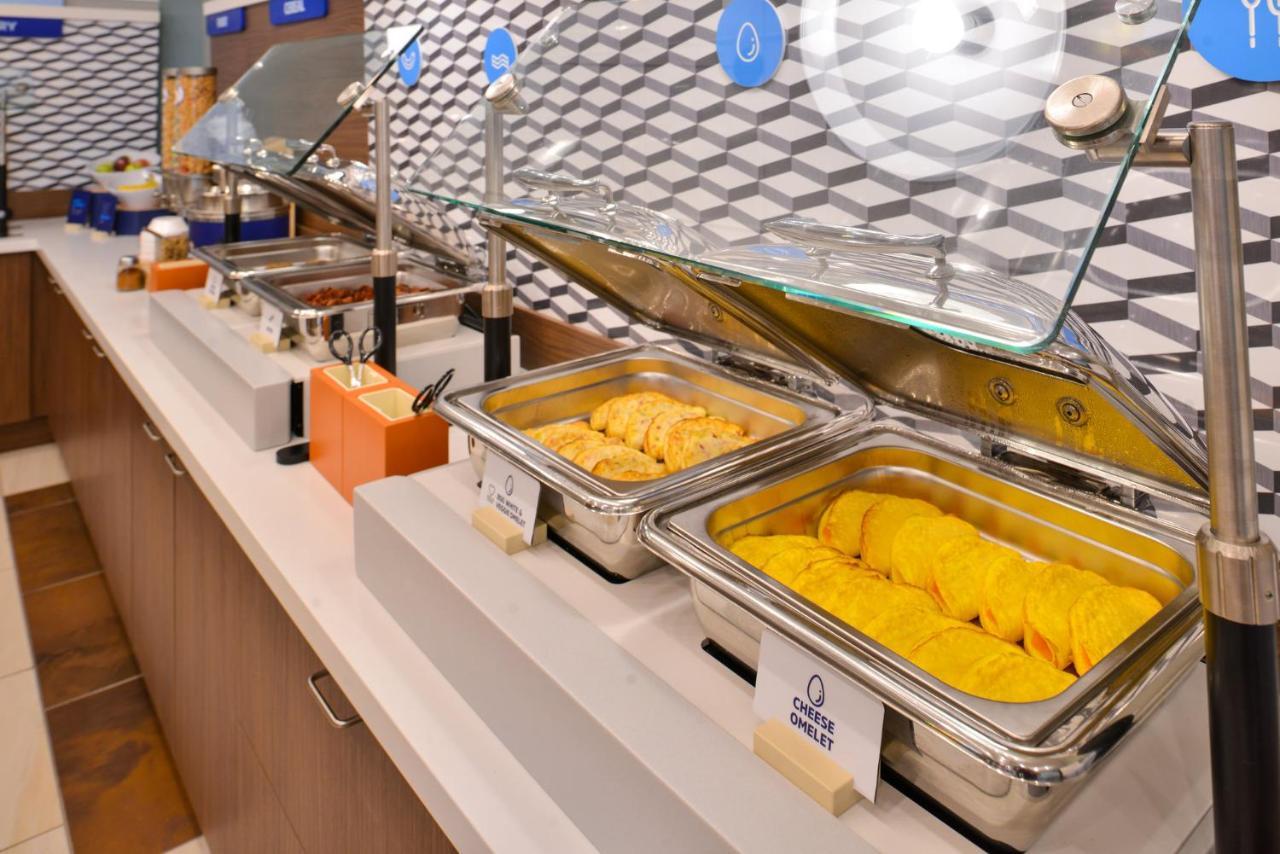 Holiday Inn Express And Suites - Nokomis - Sarasota South 外观 照片