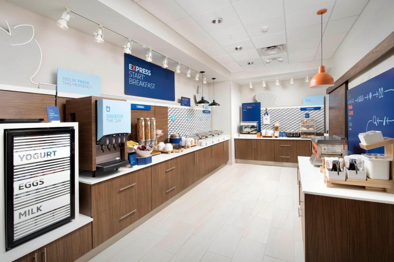 Holiday Inn Express And Suites - Nokomis - Sarasota South 外观 照片